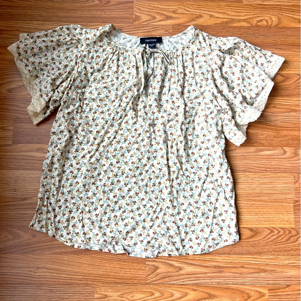 Karen Kane Cream Floral Print Flutter Sleeve Peasant Blouse Top Lace Womens XS